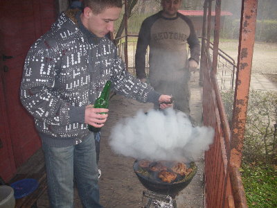 Dymik buhh... widelce w ruch...:P