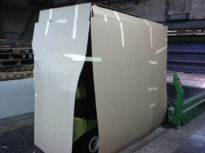 z nudów zrobiliśmy garaż dla wózka widłowego