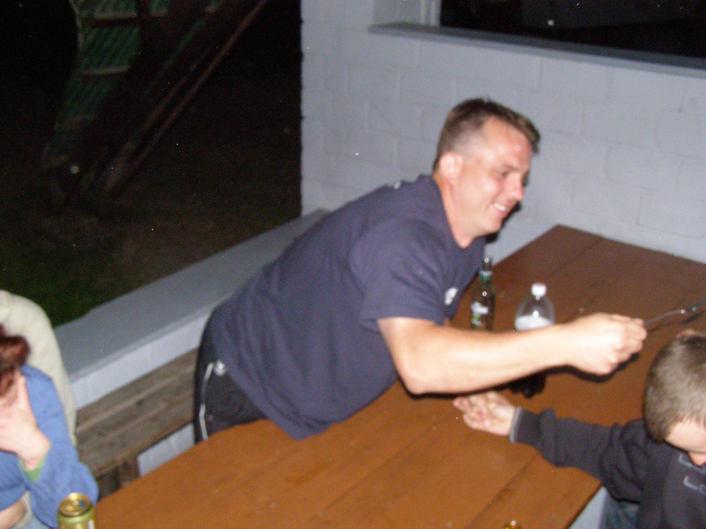 Imprezka na środku ośrodka.