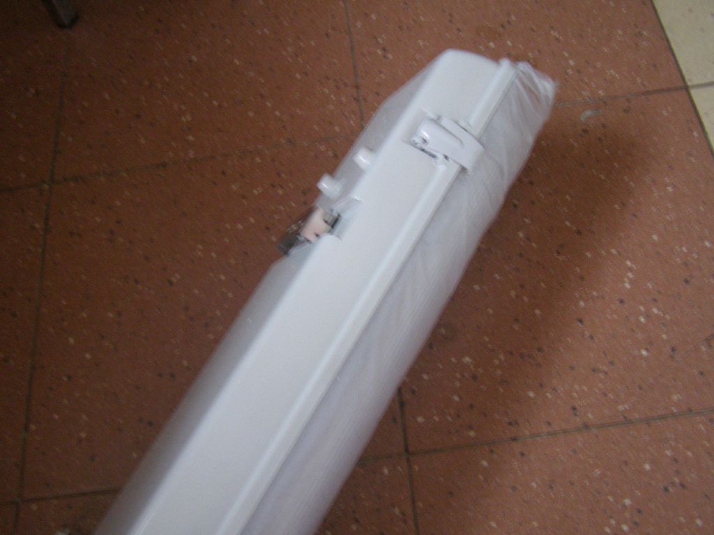 Workshop-Lamp 02.jpg