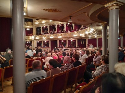 Wnętrze opery lwowskiej.