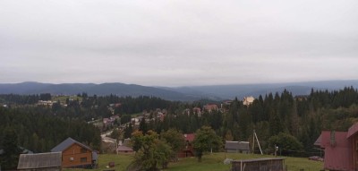 Howerla spowita w chmurach