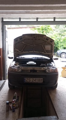 Stanowisko napraw małych i dużych