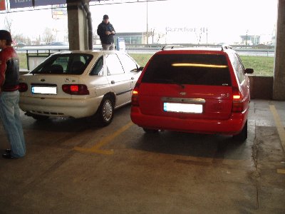 Biały Escort od Picco czerwony od Wiesia