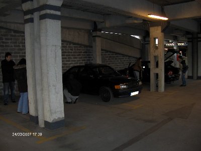 od lewej auta: Michałtyski, knoxville