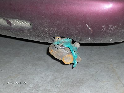 piekny zacisk emcechy :) Tylko czemu nie w tym miejscu co trzeba ? :D