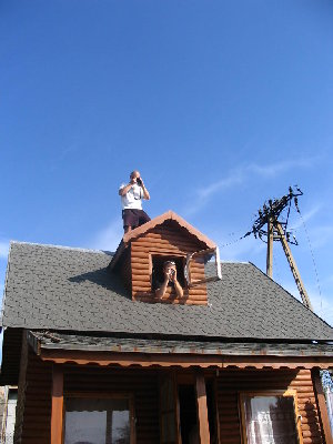 Wiadomo - kto mógł wleść na dach :)