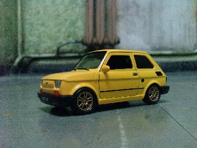 No i z ciemnymi szybkami.