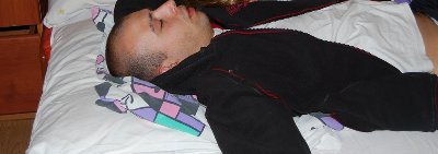 z szacunku dla pewnej kobiety fota została obcięta